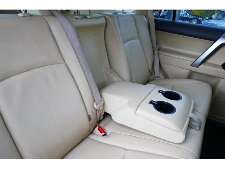 2015 Toyota Land Cruiser - photo 15