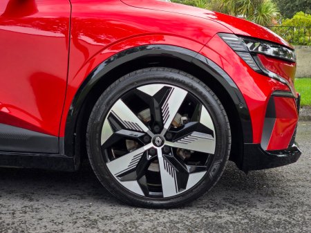 2024 Renault Megane E-Tech - photo 18
