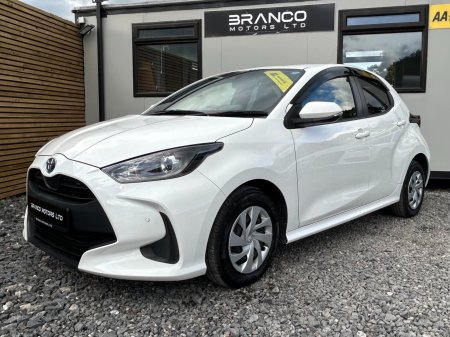 2021 Toyota Yaris - photo 3
