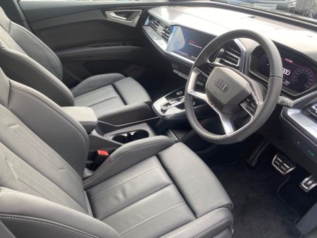 2026 Audi Q4 e-tron - photo 10