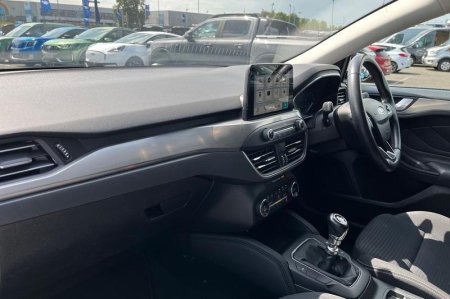 2018 Ford Focus - photo 18