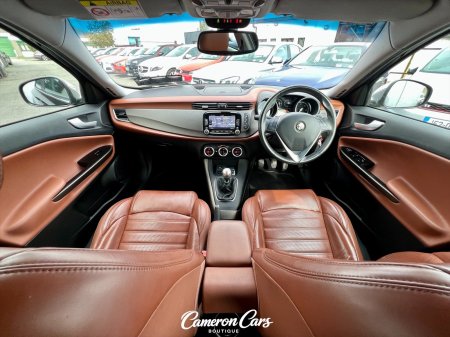 2014 Alfa Romeo Giulietta - photo 34