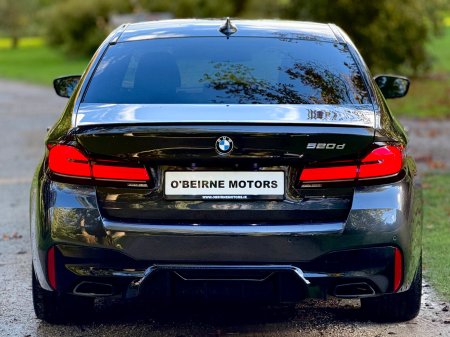 2021 BMW 5-Series - photo 6