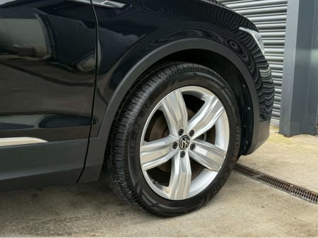 2023 Volkswagen Tiguan - photo 12