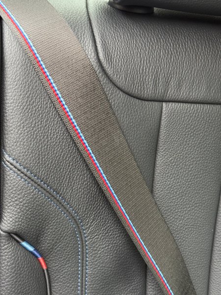 2022 BMW 5-Series - photo 12