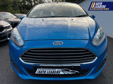 2015 Ford Fiesta - photo 8