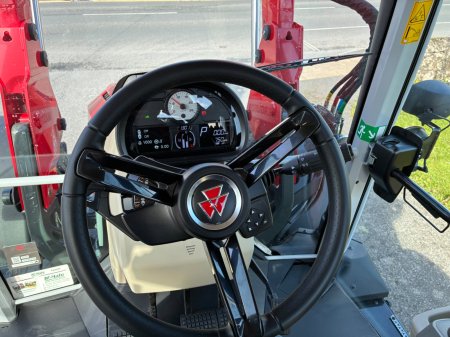 2026 Massey Ferguson 5S.125 - photo 9