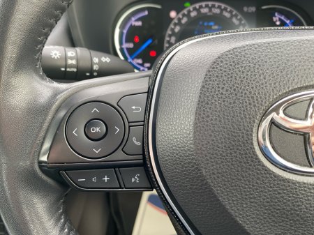 2021 Toyota RAV4 - photo 10