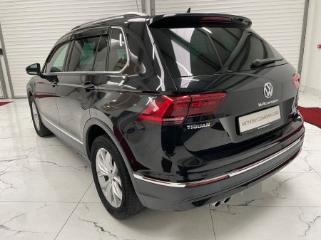 2020 Volkswagen Tiguan - photo 5