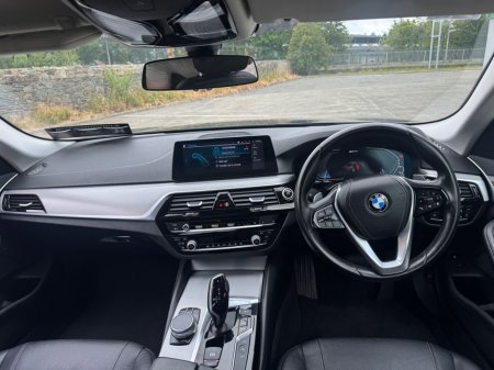 2020 BMW 5-Series - photo 18