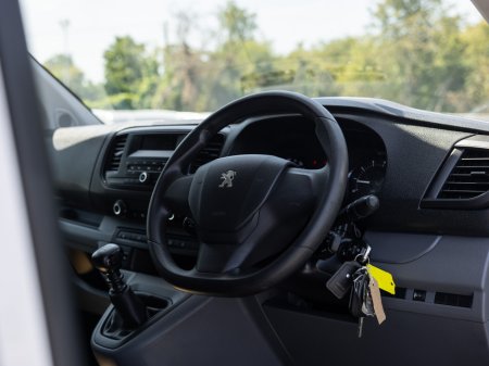 2021 Peugeot Expert - photo 12
