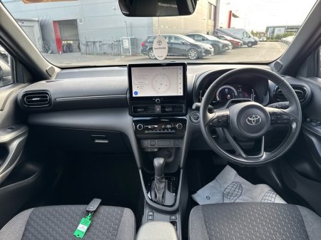 2026 Toyota Yaris Cross - photo 8
