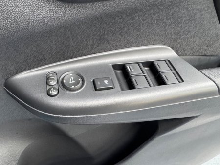 2018 Honda Fit - photo 16