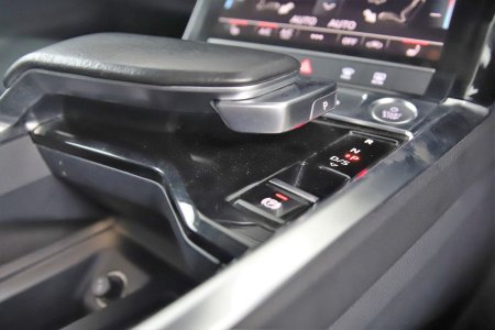 2020 Audi e-tron - photo 17