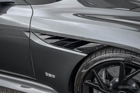 2019 Aston Martin DBS - photo 10