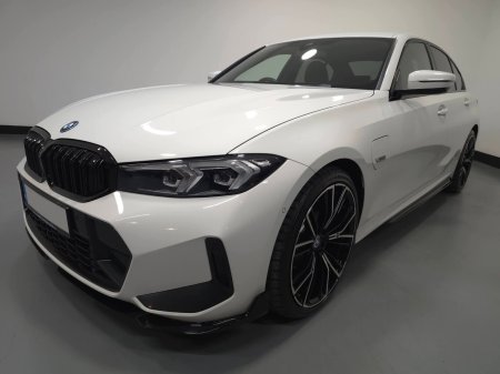 2023 BMW 3-Series - photo 9
