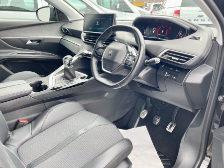 2023 Peugeot 3008 - photo 9
