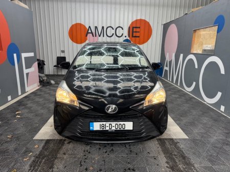 2018 Toyota Vitz - photo 2