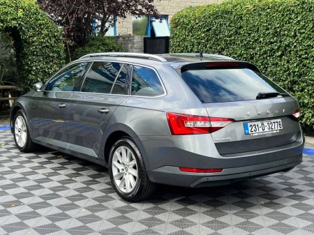 2023 Skoda Superb - photo 5