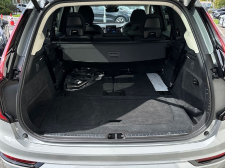 2025 Volvo XC90 - photo 10