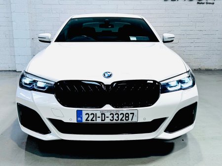 2022 BMW 5-Series - photo 4