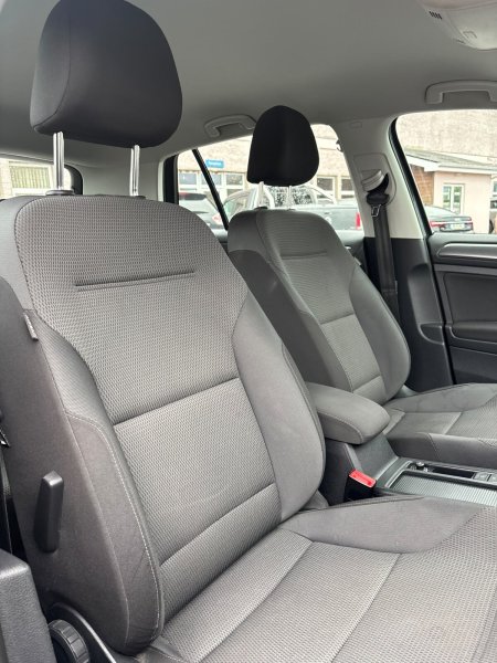 2018 Volkswagen Golf - photo 5