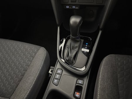 2026 Toyota Yaris Cross - photo 16