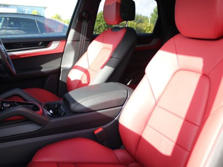 2026 Porsche Cayenne - photo 5