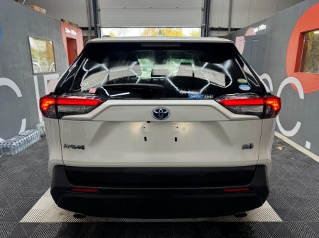 2019 Toyota RAV4 - photo 4
