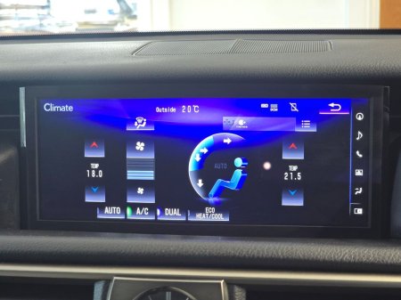 2019 Lexus IS - photo 14