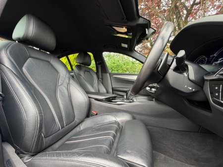 2018 BMW 5-Series - photo 8
