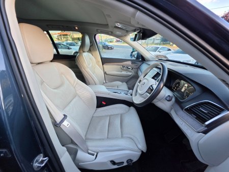 2022 Volvo XC90 - photo 3