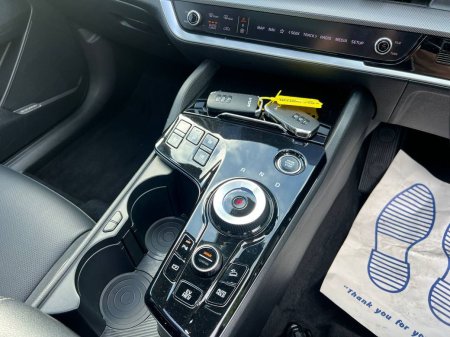 2022 Kia Sportage - photo 12