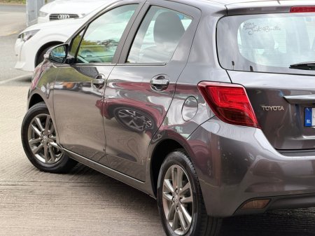 2017 Toyota Yaris - photo 17