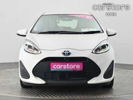 2021 Toyota Aqua - photo 8