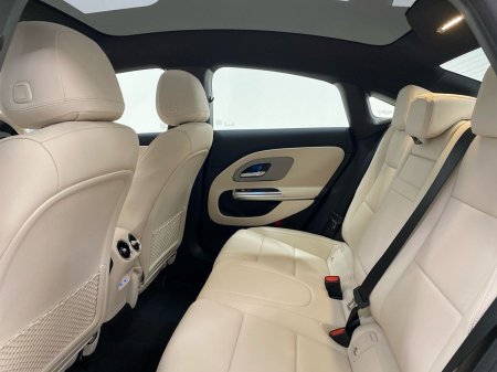 2026 Mercedes-Benz CLA - photo 4