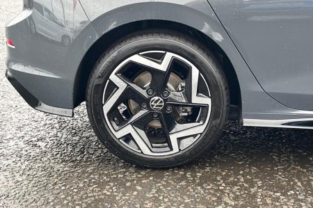 2026 Volkswagen Golf - photo 8