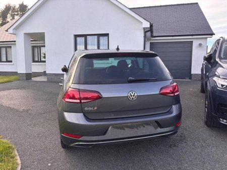 2019 Volkswagen Golf - photo 3