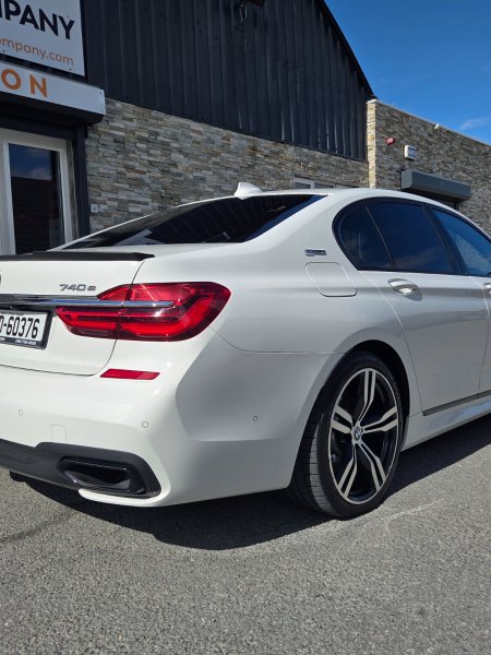 2018 BMW 7-Series - photo 12