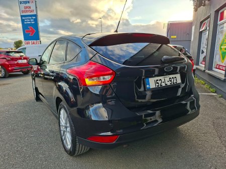 2015 Ford Focus - photo 2