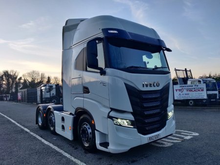 2023 IVECO S WAY 490