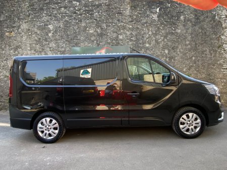 2022 Renault Trafic - photo 3