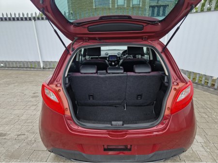 2014 Mazda Demio - photo 10