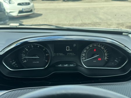 2017 Peugeot 208 - photo 19