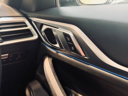 2026 BMW i4 - photo 17