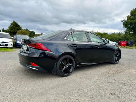 2018 Lexus IS - photo 10
