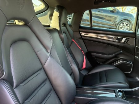 2018 Porsche Panamera - photo 6