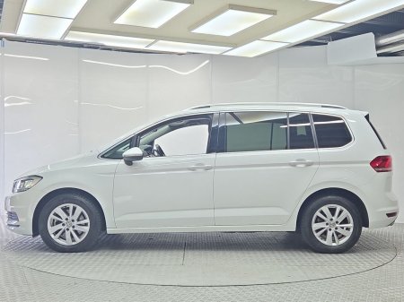 2020 Volkswagen Touran - photo 5