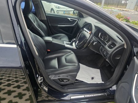 2017 Volvo V60 - photo 24