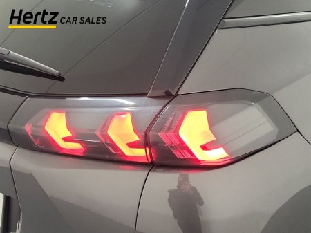 2023 Peugeot 2008 - photo 8